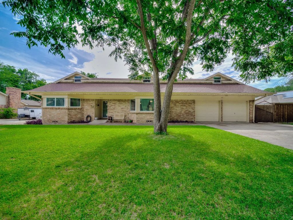 4321 Woodlake Drive, Lake Worth