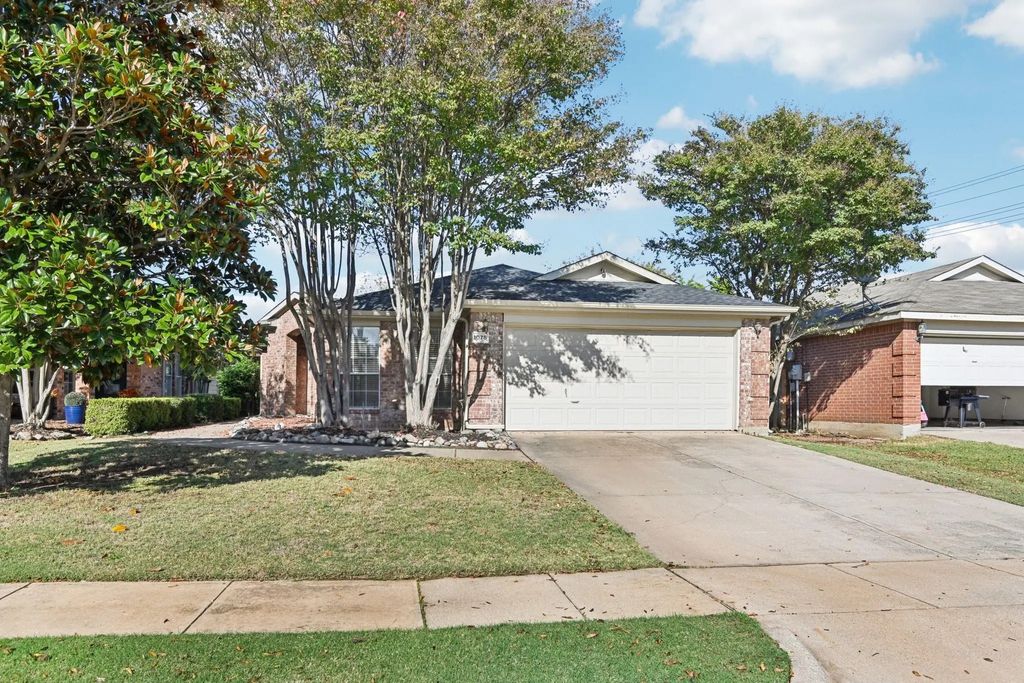1075 Port Sullivan Drive, Little Elm