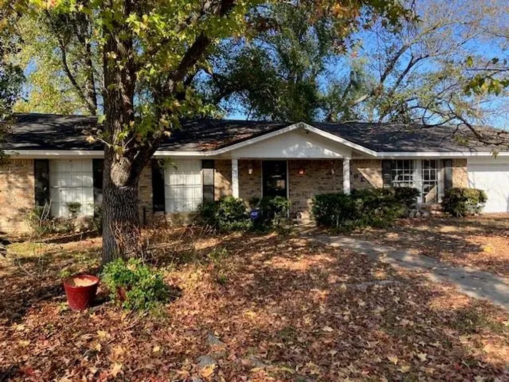 501 Merrell Drive, Sulphur Springs