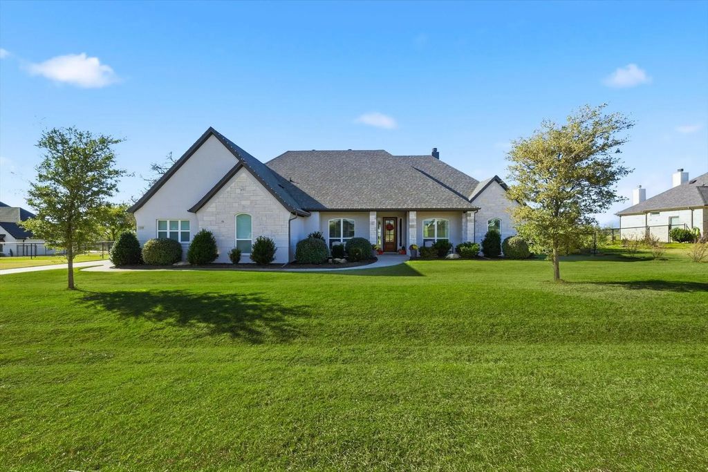 235 Columbia Court, Springtown