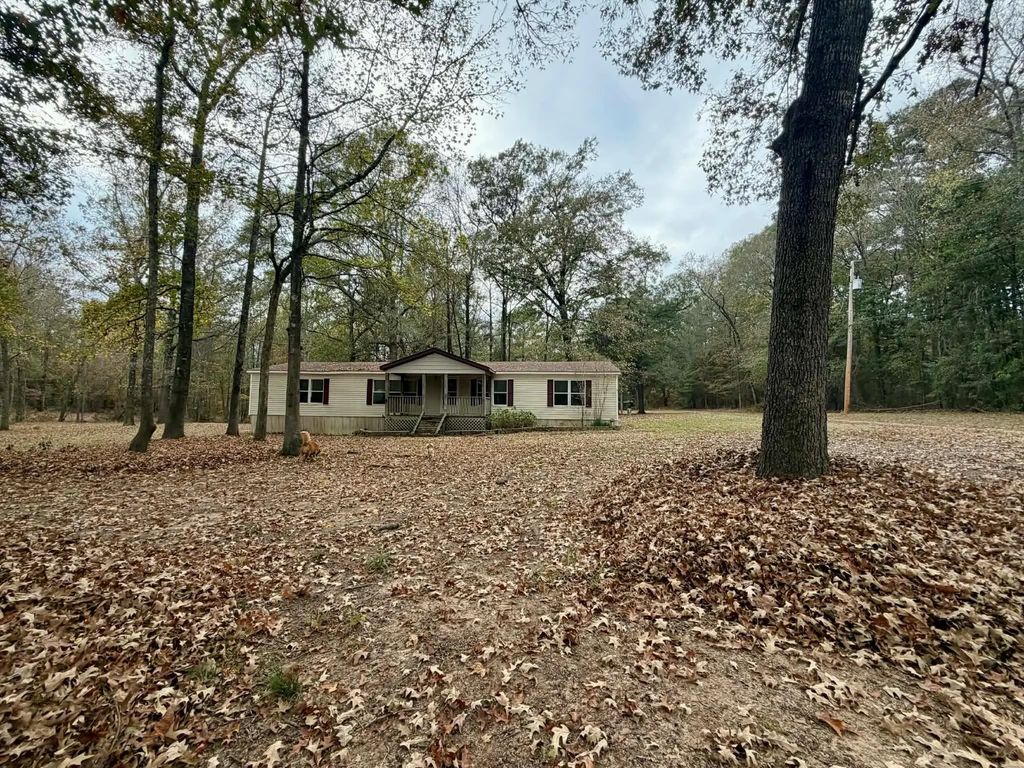 252 Jeanne Lane, Stonewall