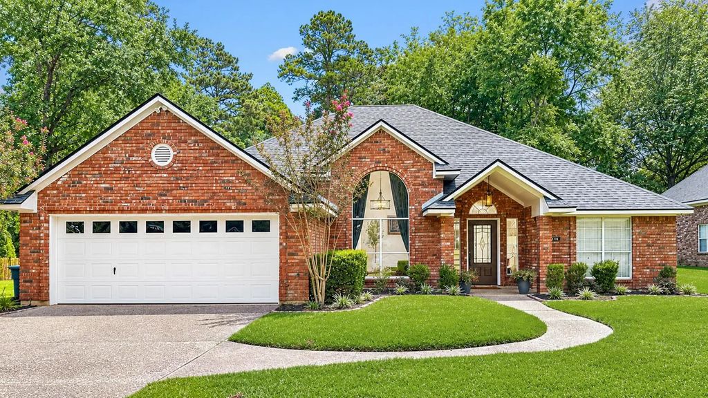 107 Spy Glass Hill Drive, Benton
