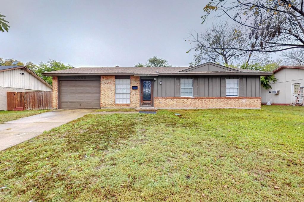 3842 Commonwealth Drive, Garland