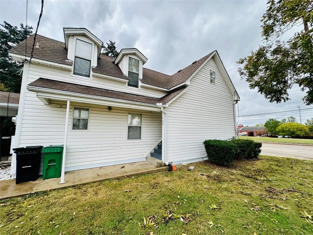 402 S Bryan Belt Line Road, Mesquite