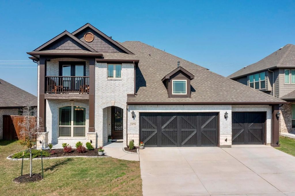 1979 Frediano Lane, McLendon Chisholm