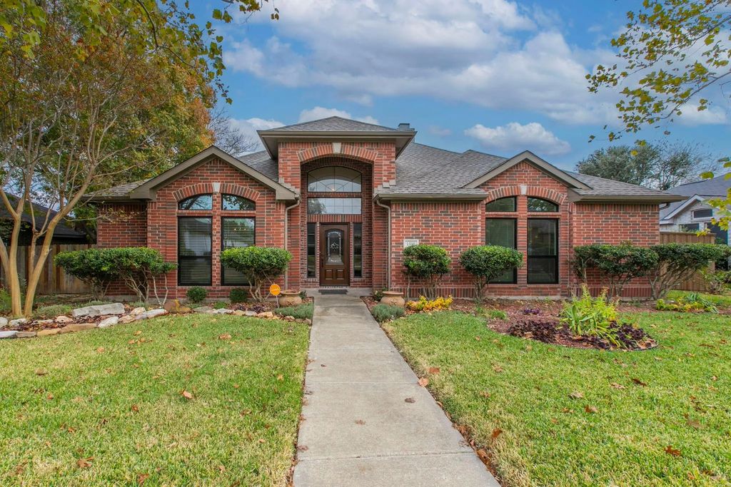 1416 Holveck Drive, Cedar Hill