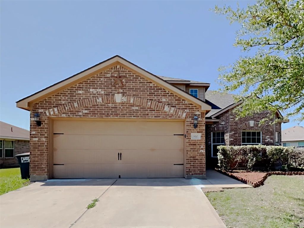 810 Oak Hollow Lane, Anna
