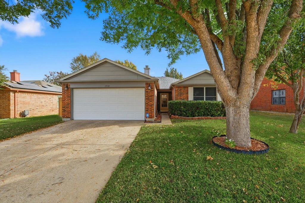 1512 Columbia Drive, Glenn Heights