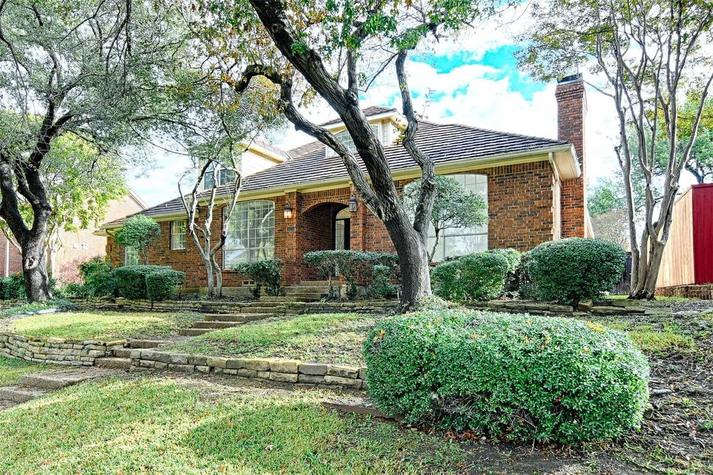 1625 Travis Circle S, Irving