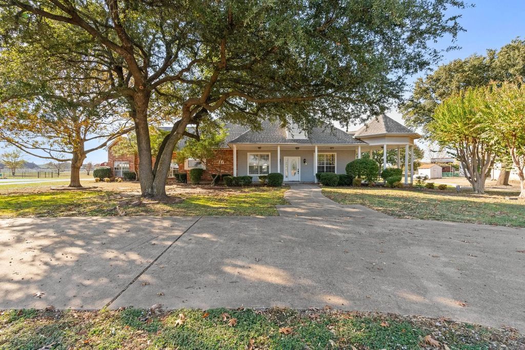 554 Glenn Lane, Red Oak