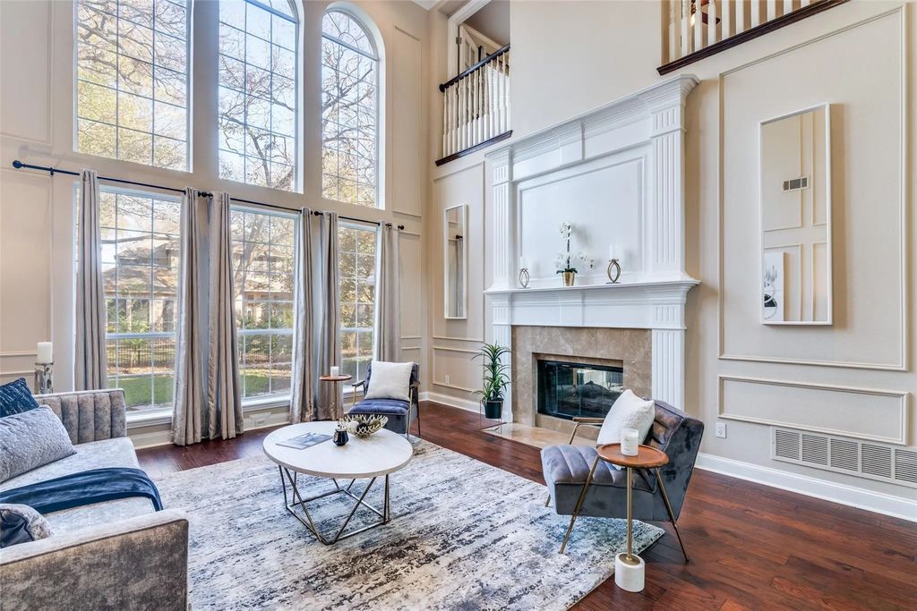 1113 Creekwood Drive, Garland