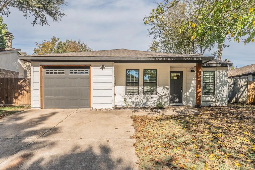 2425 Cripple Creek, Arlington