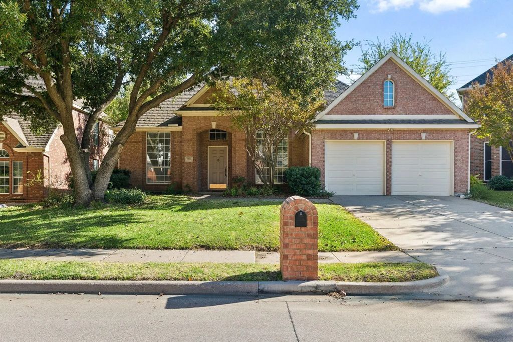 2708 Parkhaven Drive, Flower Mound