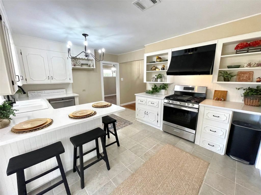 308 Ellis Drive, Minden