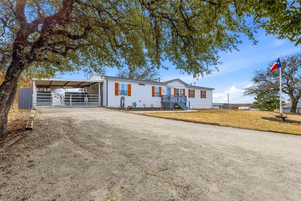 176 Kinbrook Lane, Weatherford
