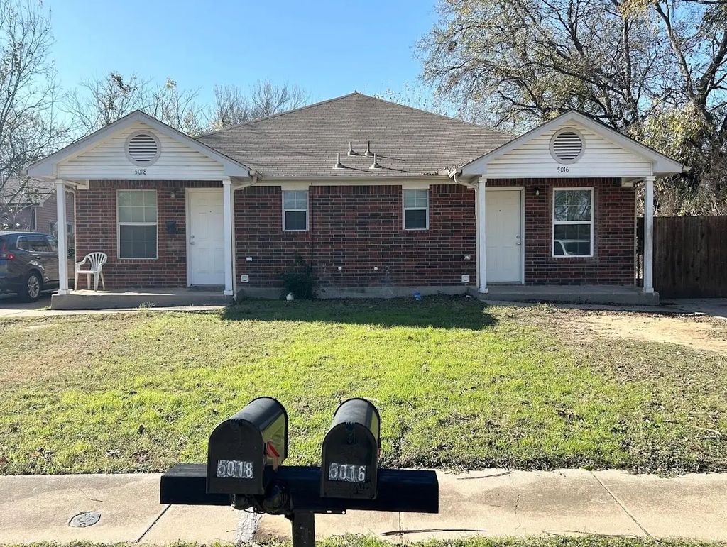 5018 Nell Street 5016, Fort Worth