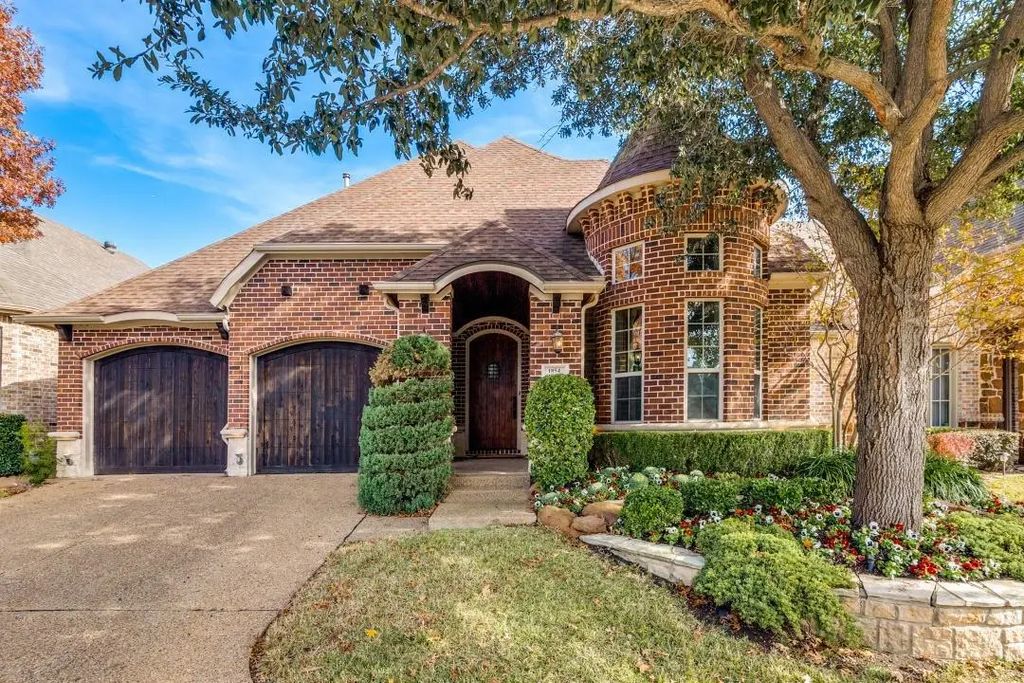 1854 Masters Drive, DeSoto