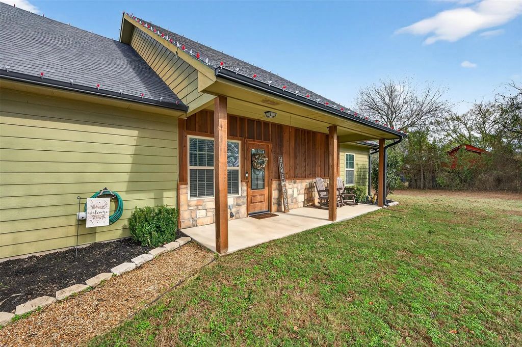 203 Mockingbird Street, Ector