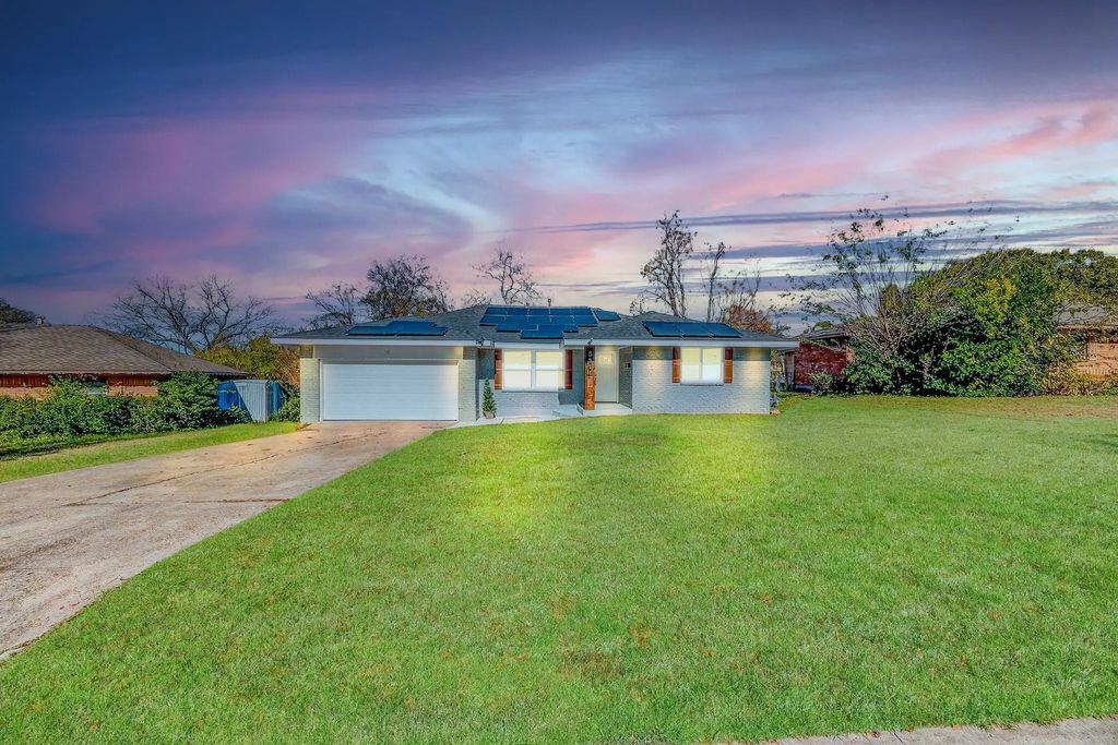 5511 Glen Forest Lane, Dallas