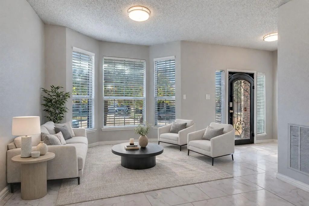 4624 Springway Lane, Fort Worth