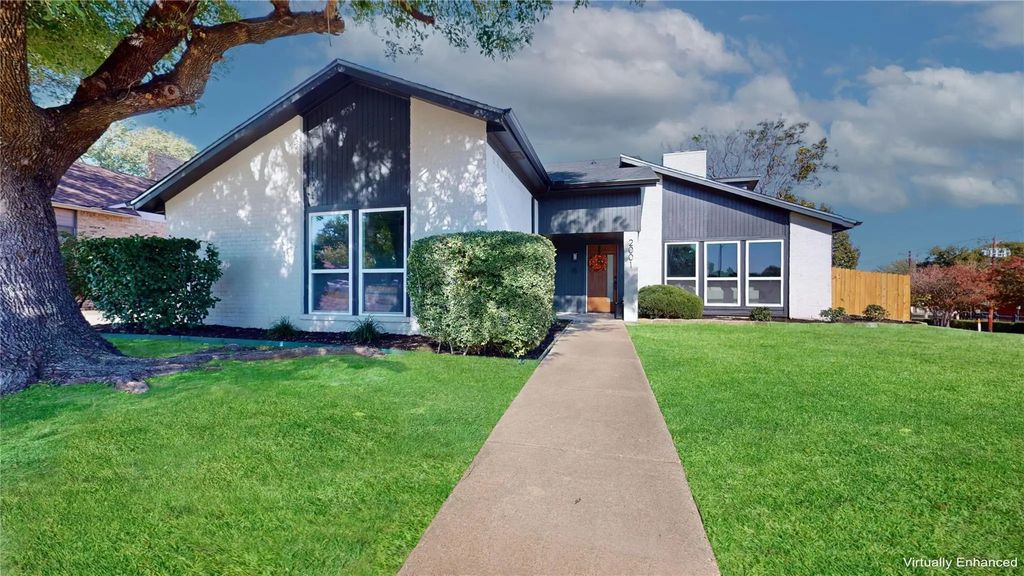 2001 Ridgewood, Bedford