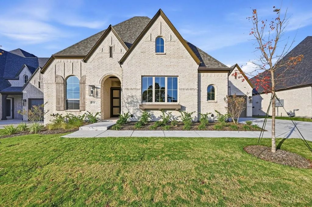914 Roys Drive, Rockwall
