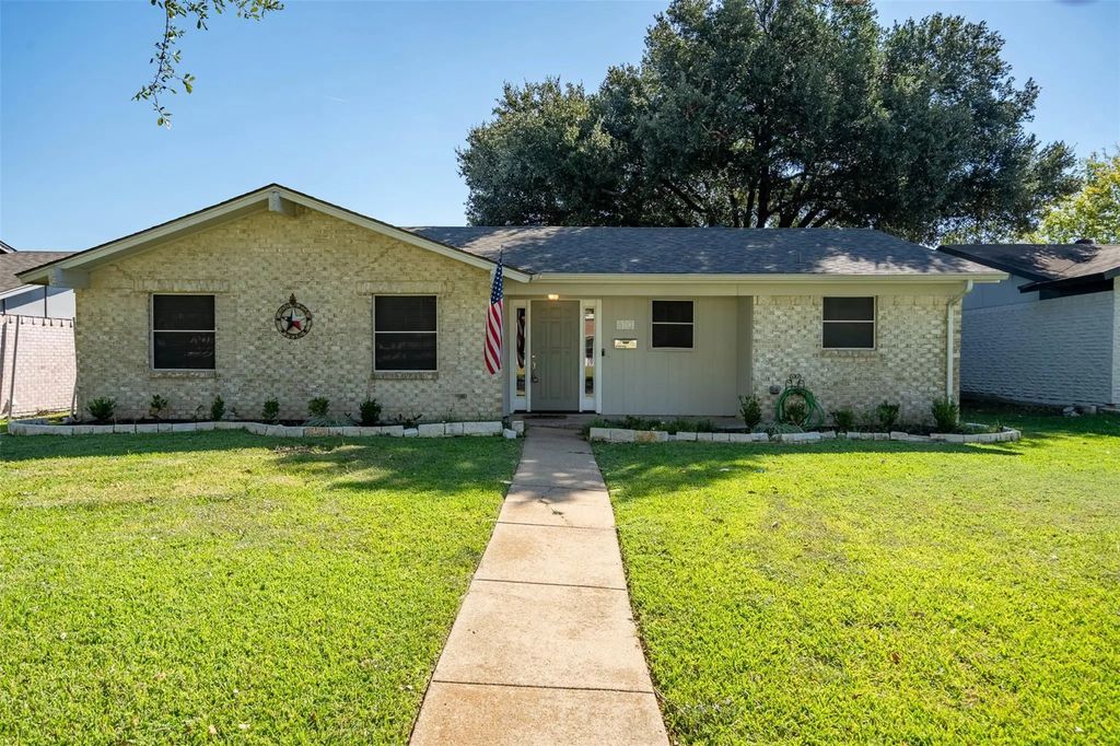 810 Longbeach Drive, Garland