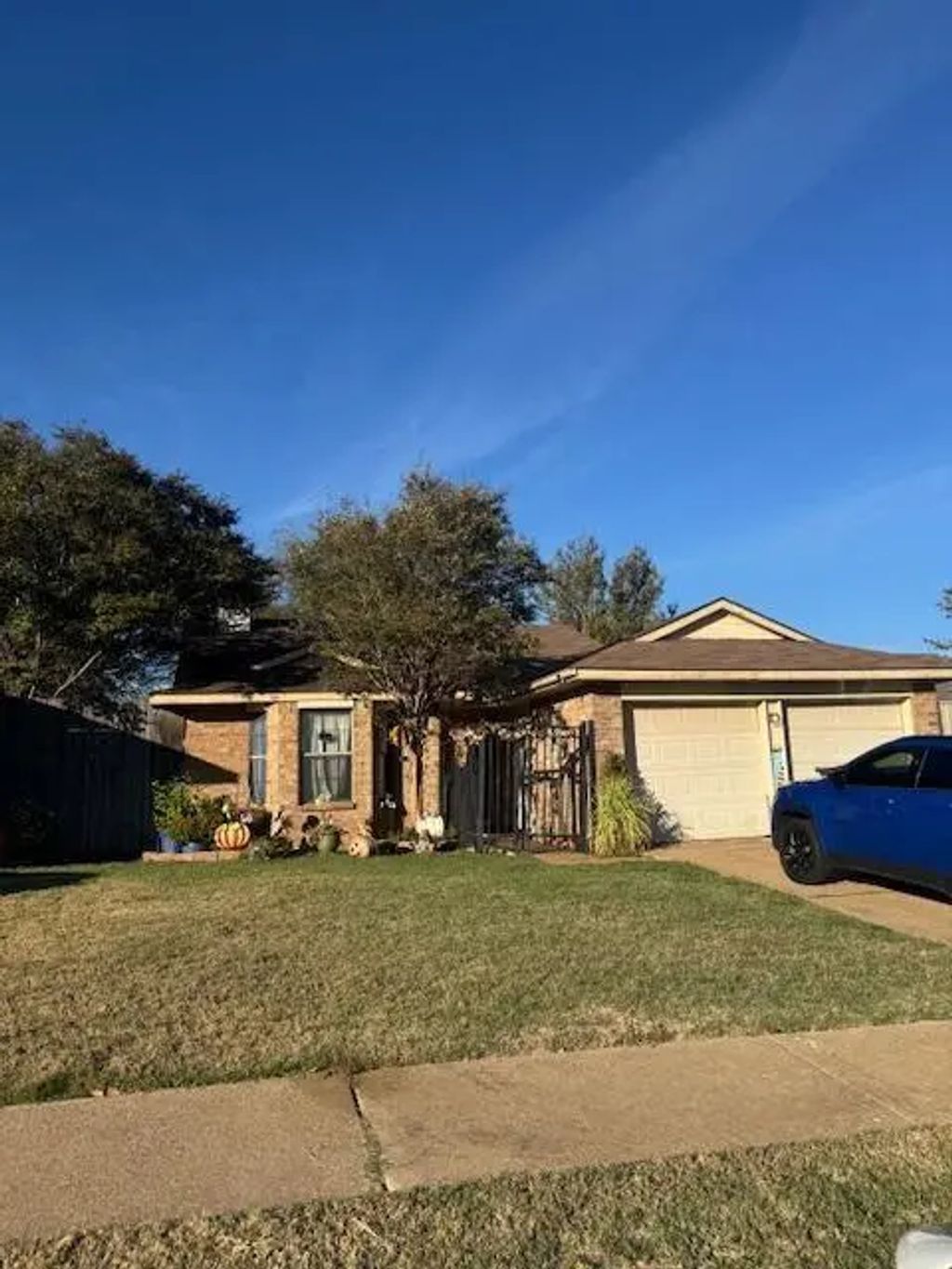 115 Valley Spring Drive, Arlington