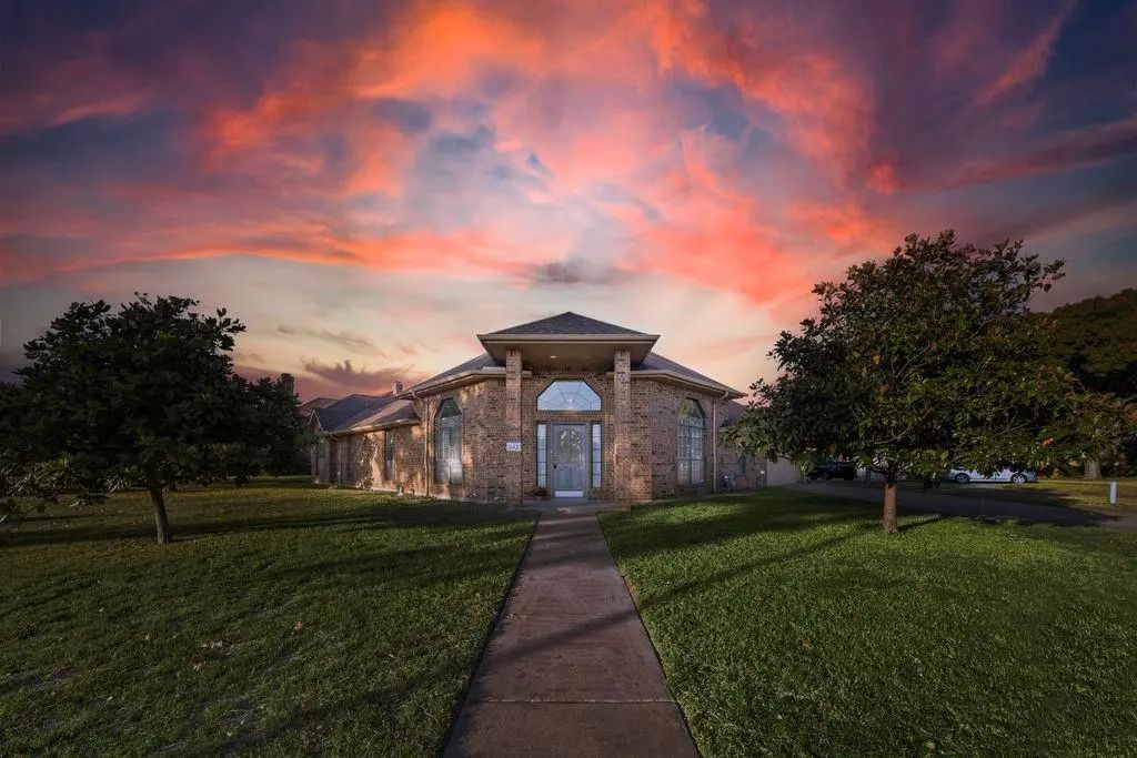 943 Fairway Drive, Duncanville