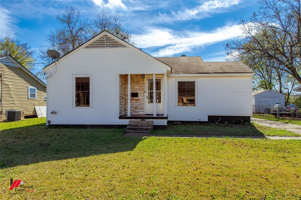 2424 Broadway Drive, Bossier City