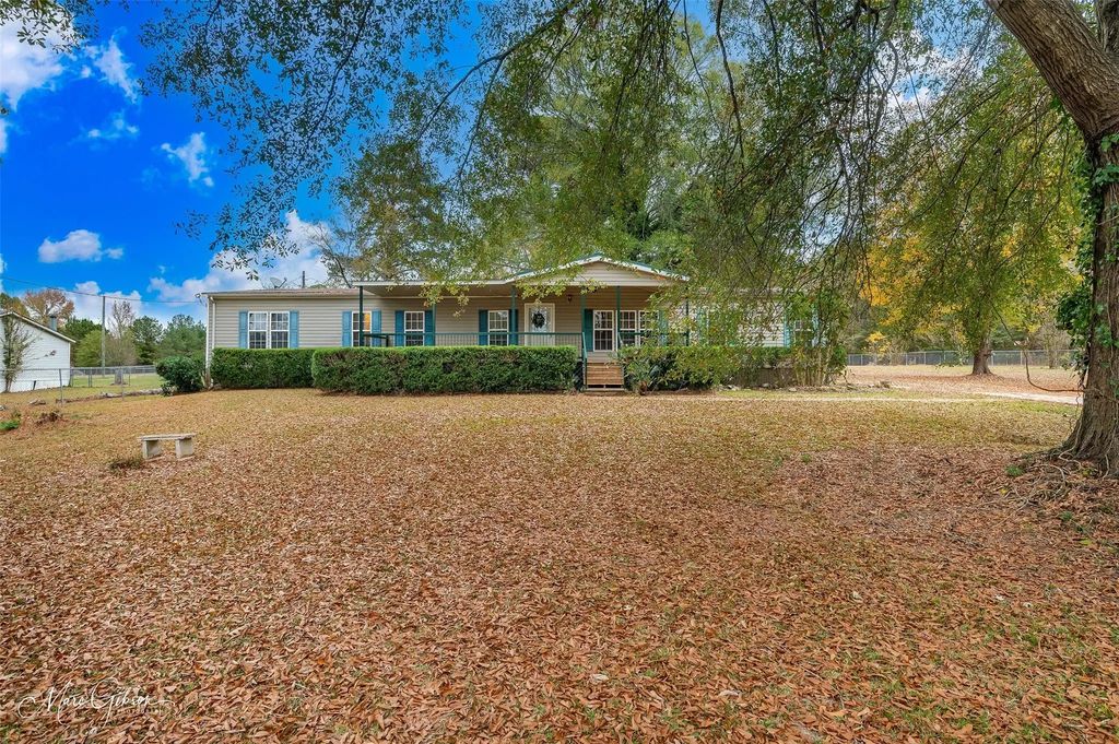 8025 Broadacres Road, Shreveport