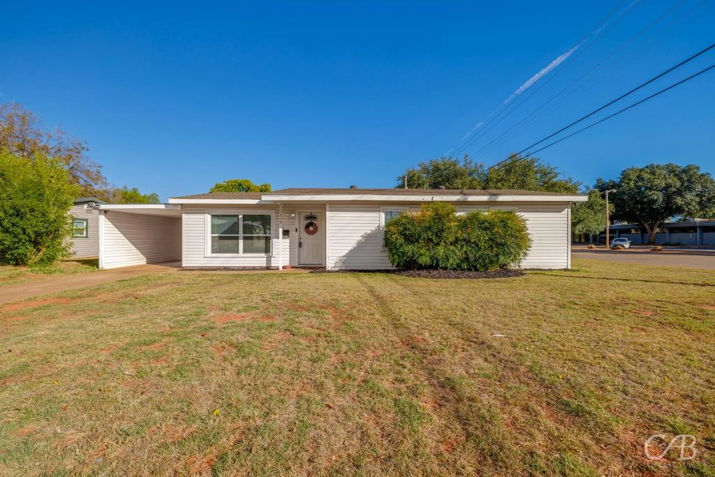 1353 S San Jose Drive, Abilene
