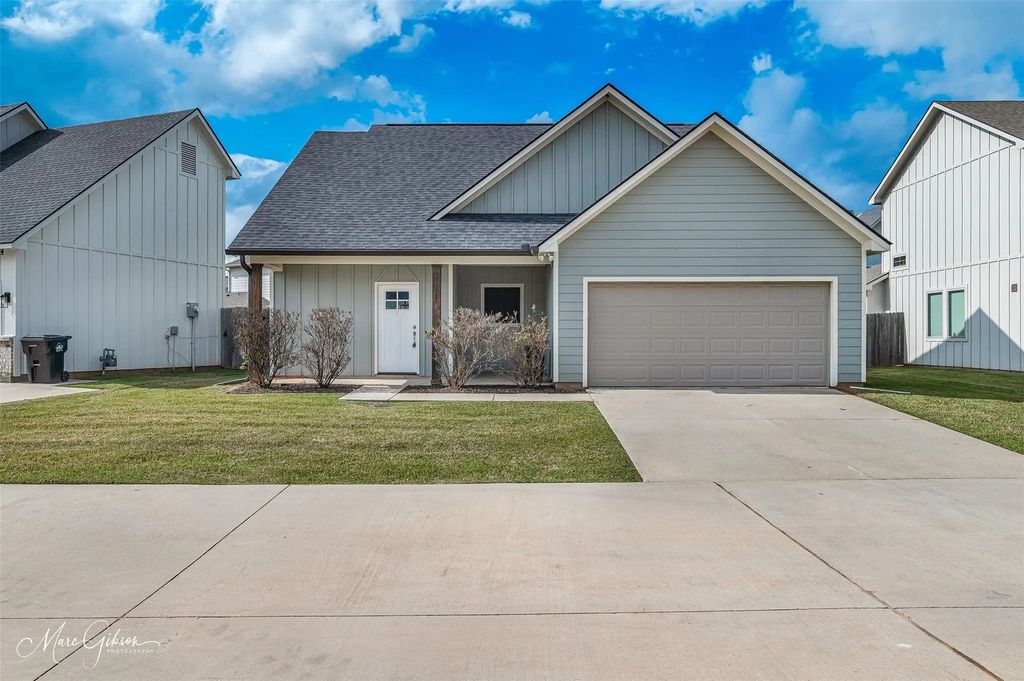 606 Perfect Place, Bossier City