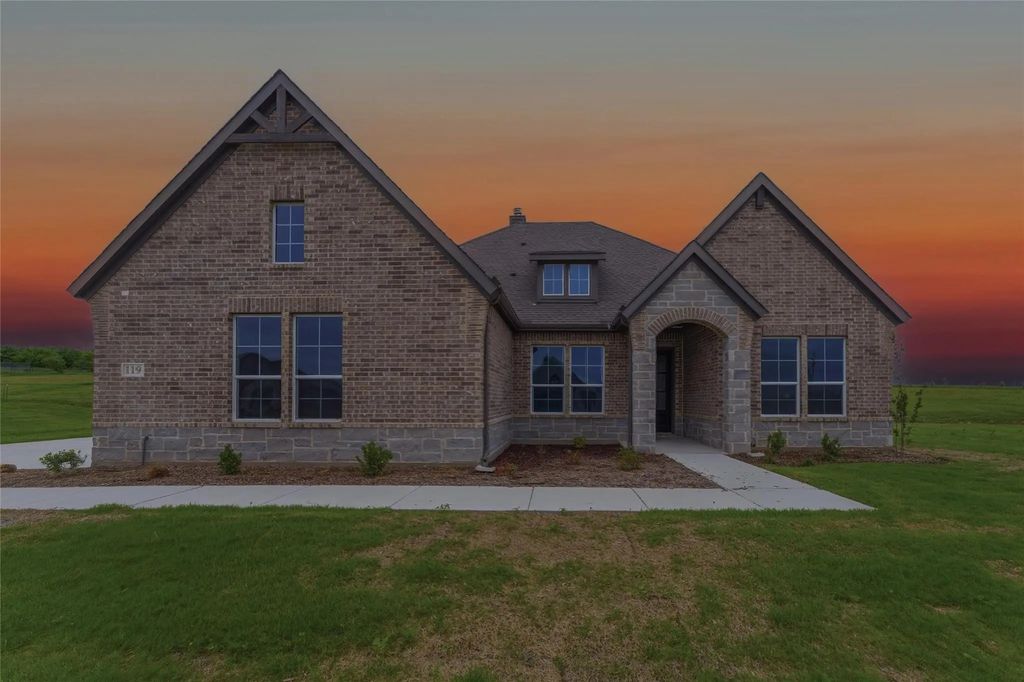 119 Hillview Trail, Decatur