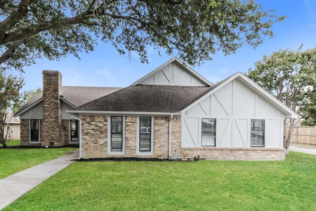 1421 Pine Hill Drive, Garland