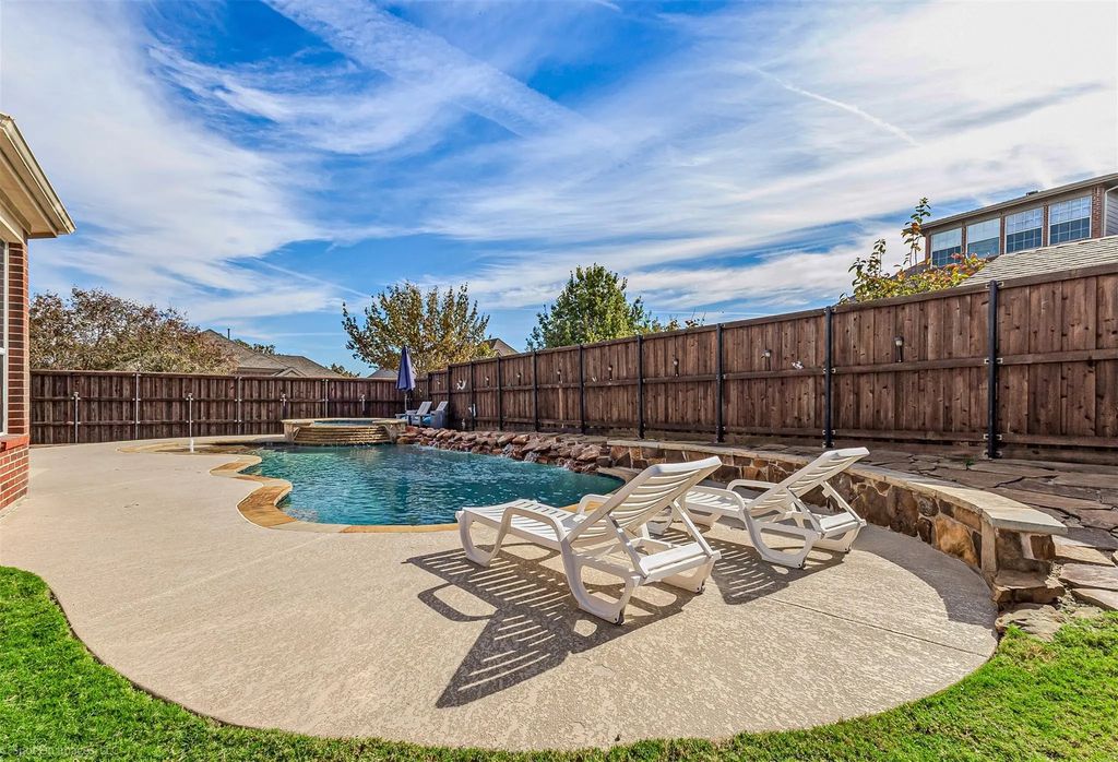 204 Leonard Way, Fate