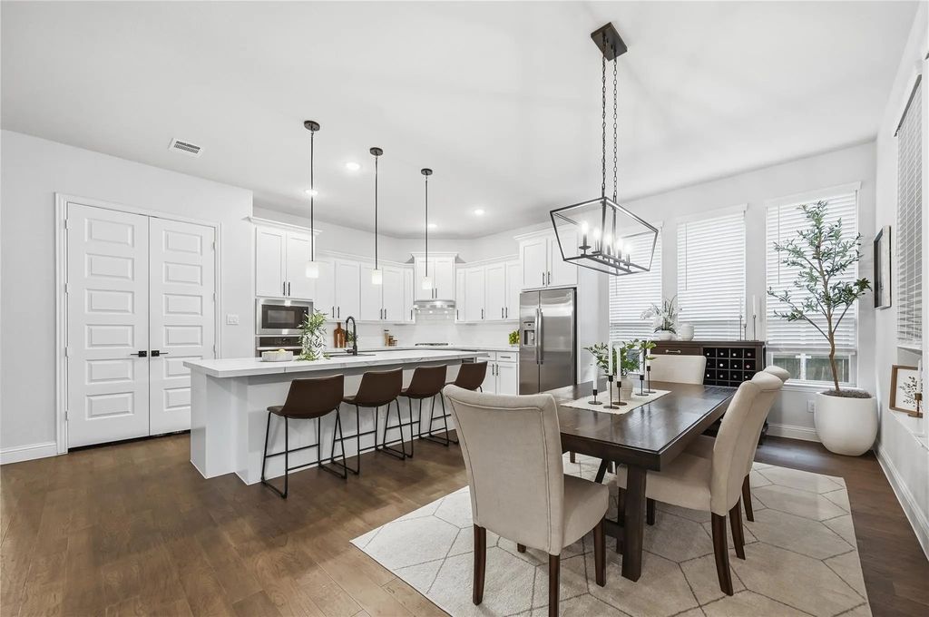7609 Redondo Drive, Rowlett