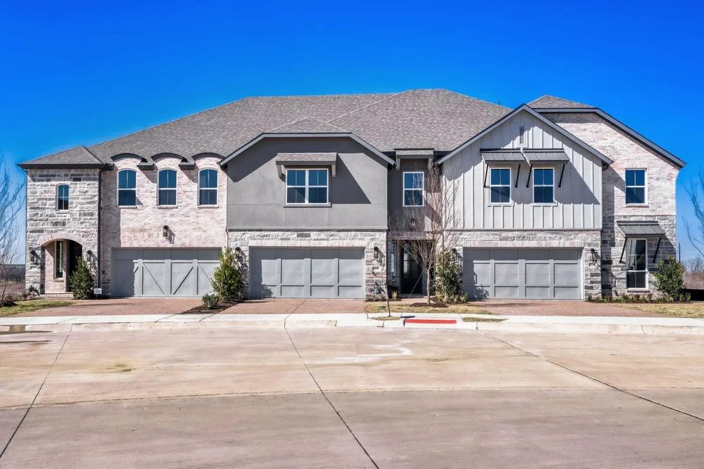 628 Damsel June Street, Lewisville