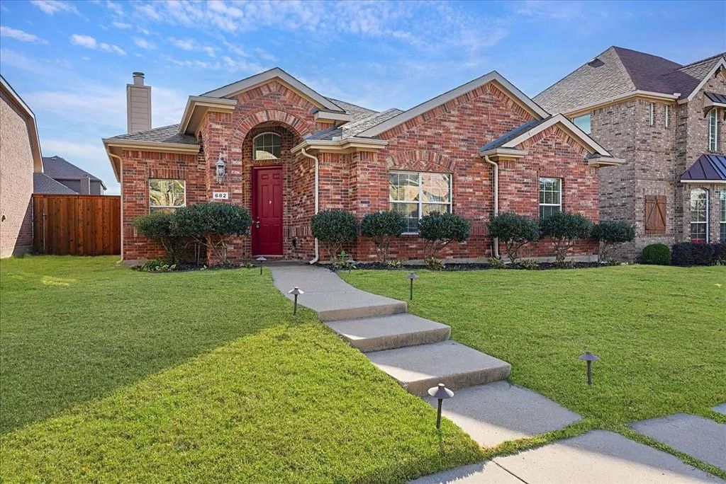 682 Crockett Drive, Lavon