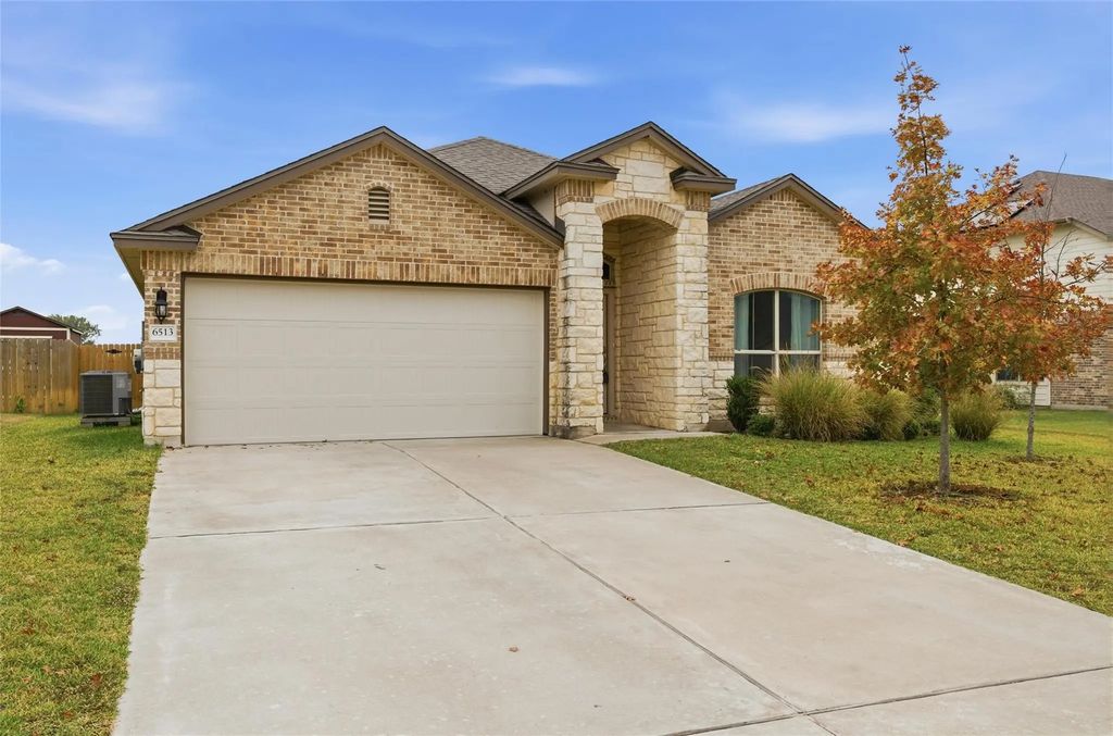 6513 Elephant Butte Drive, Waco