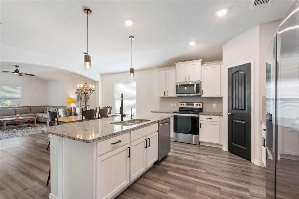 5945 Galveston Road, Belton