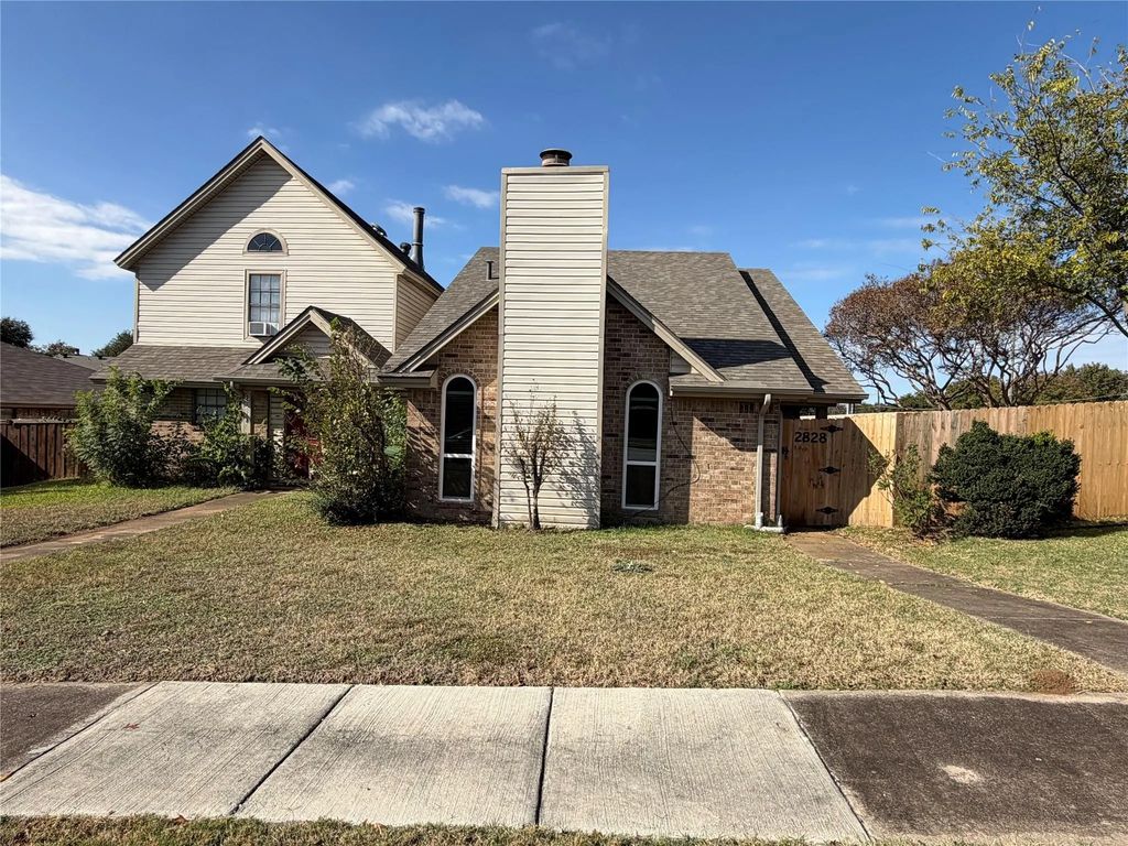 2828 Springhaven Court, Bedford