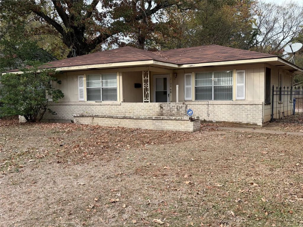 2104 Corbitt Street, Shreveport