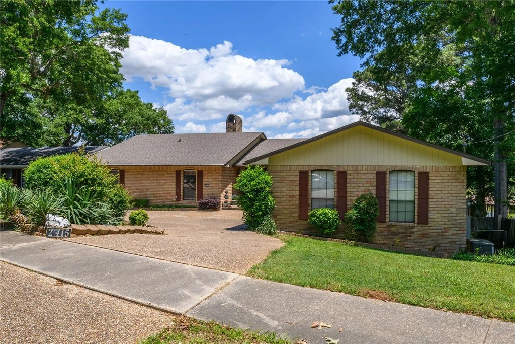 2415 Lakecrest Drive, Shreveport