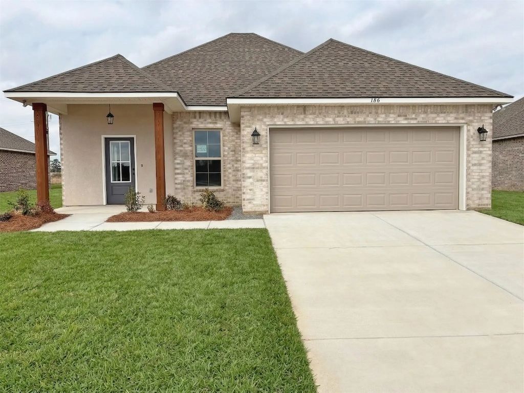 186 Berkshire Place, Haughton