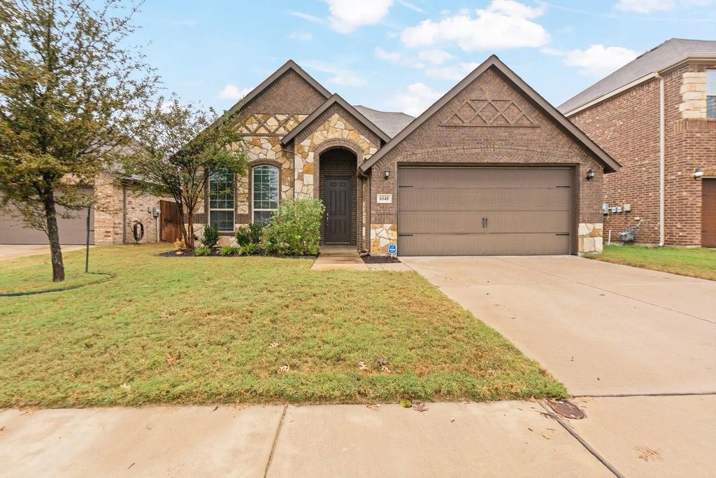 6148 Hickory Hills Lane, Fort Worth