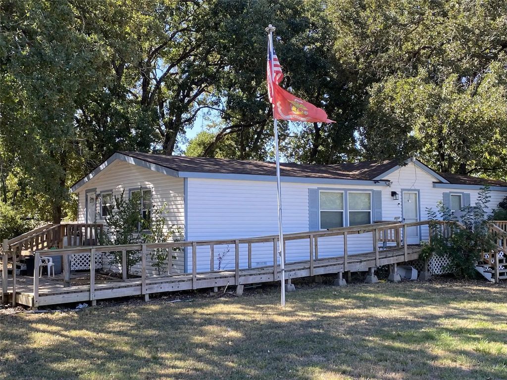 4004 Curry Road, Arlington