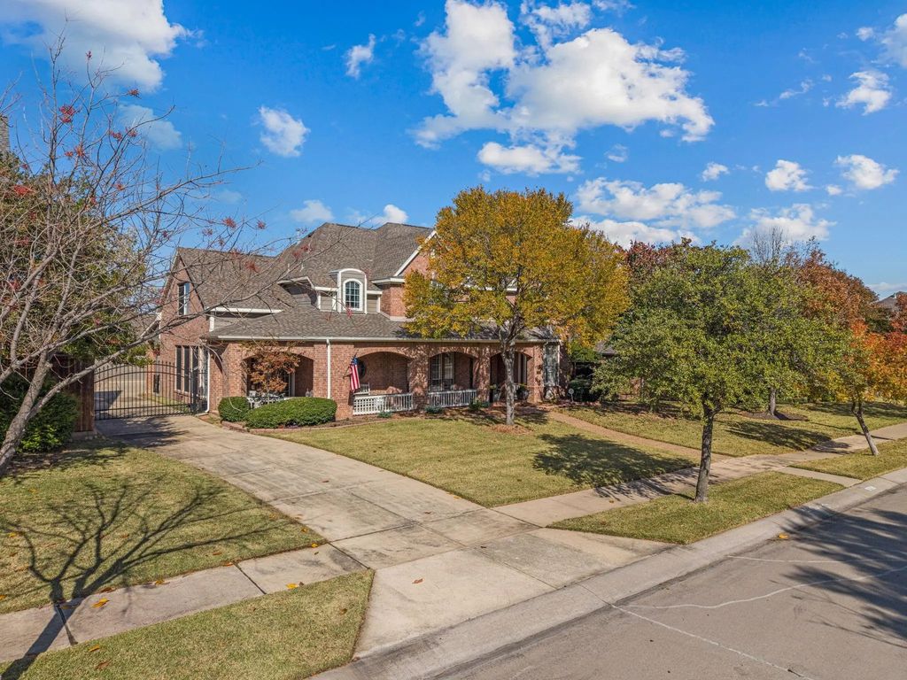2537 Avalon Drive, Lewisville