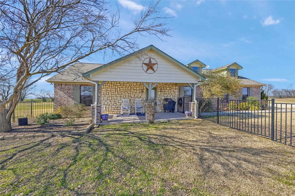 132 Windmill Drive, Tioga