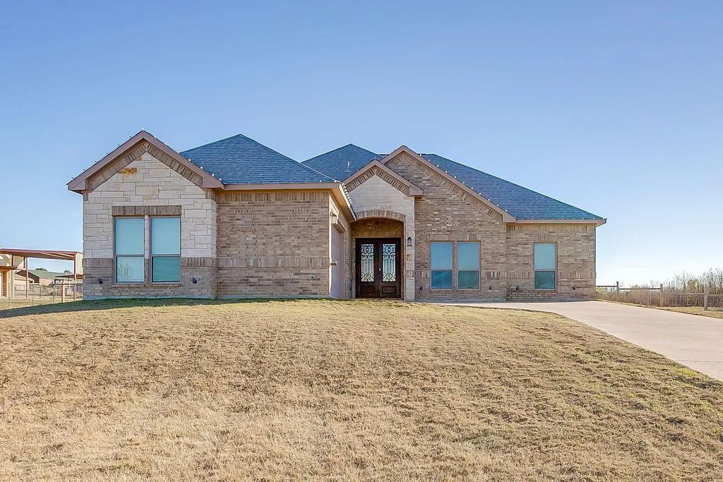 6009 Kentucky Street, Joshua